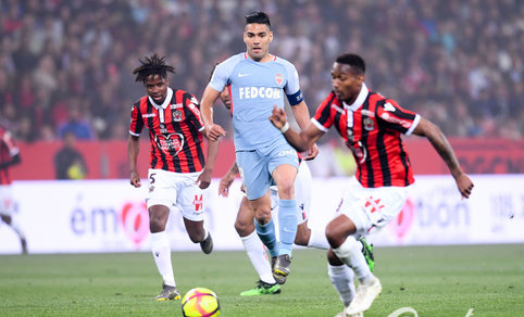  法甲金靴争夺白热化，三大射手本轮均有斩获